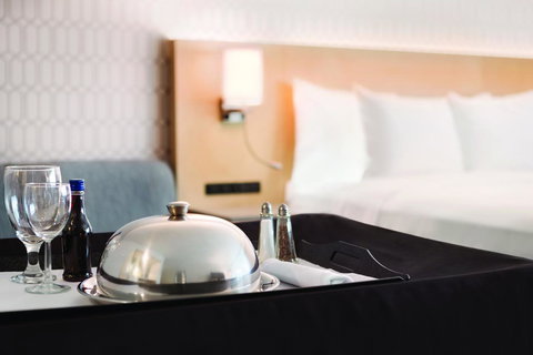 Radisson Hotel Charlotte Airport - Renee 13