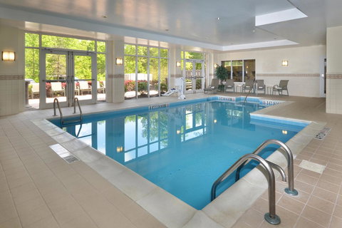 Holiday Inn Raleigh Durham Airport - Internet Find 9