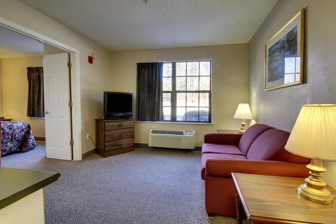 InTown Suites Extended Stay High Point NC - Renee 10