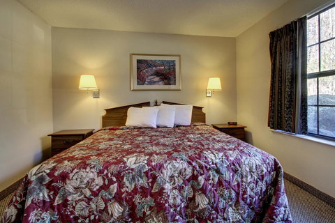 InTown Suites Extended Stay High Point NC - Renee 11