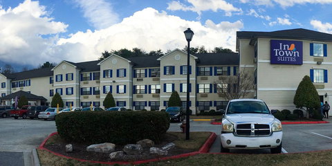 InTown Suites Extended Stay High Point NC - Renee 0
