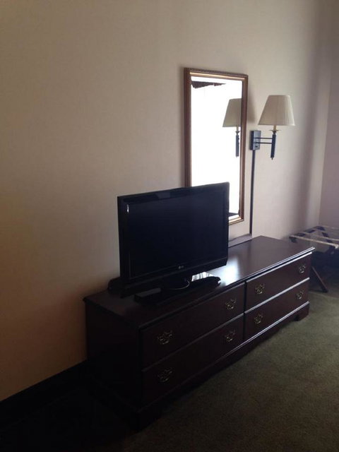 Wingate By Wyndham - Greenville - Renee 13