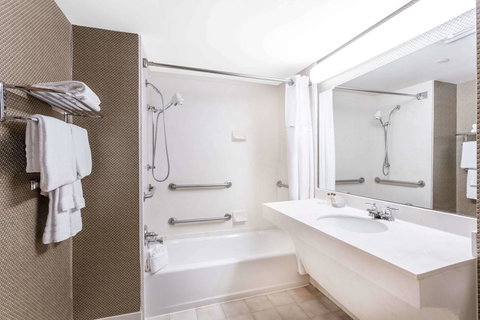 Wingate By Wyndham - Greenville - Renee 39