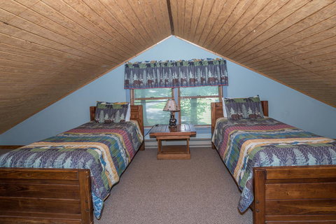 Springmaid Mountain - Renee 30