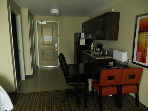 Hawthorn Suites By Wyndham Dickinson - Internet Find 1