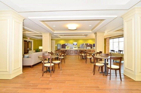 Hawthorn Suites By Wyndham Dickinson - Internet Find 24