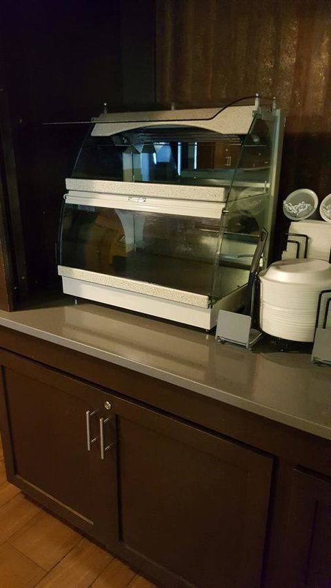 Hawthorn Suites By Wyndham Dickinson - Internet Find 12