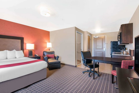 Hawthorn Suites By Wyndham Dickinson - Internet Find 31