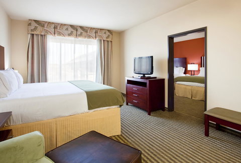 Holiday Inn Express Hotel & Suites Guthrie North Edmond - Renee 19