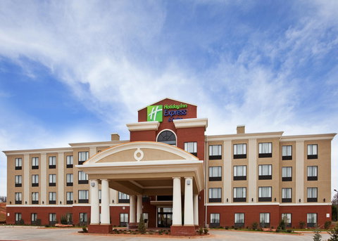 Holiday Inn Express Hotel & Suites Guthrie North Edmond - Renee 0