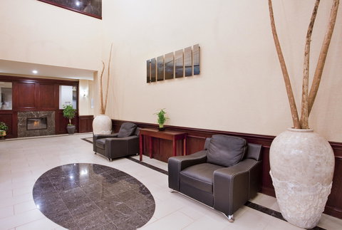 Holiday Inn Express Hotel & Suites Guthrie North Edmond - Renee 12