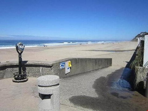 Anchor View - Renee 1