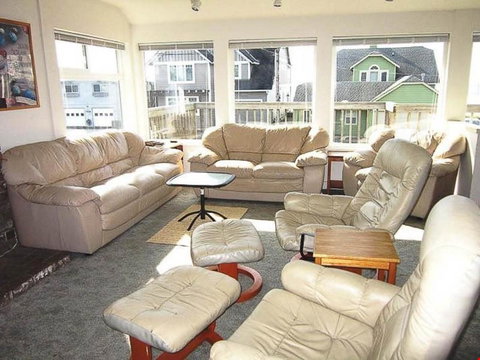 Anchor View - Renee 6