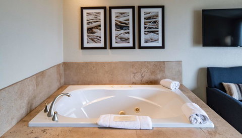 Best Western Inn At Face Rock - Renee 28