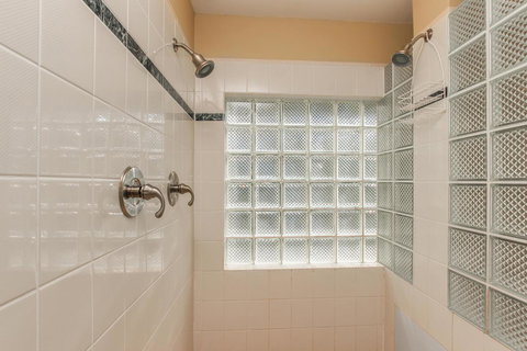 Annie's Windsong - Renee 39