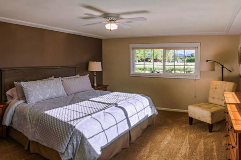 Racing Horse Ranch ~ FREE UNLIMITED GOLF!!! - Internet Find 14