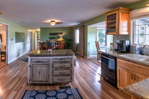 Racing Horse Ranch ~ FREE UNLIMITED GOLF!!! - Internet Find 3