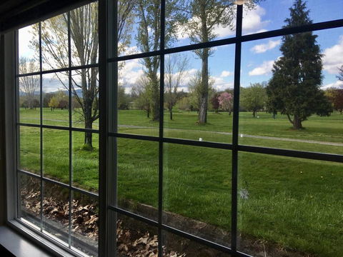 Racing Horse Ranch And Guest House ~ Free Golf! - Internet Find 12