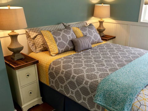 Racing Horse Ranch And Guest House ~ Free Golf! - Internet Find 27