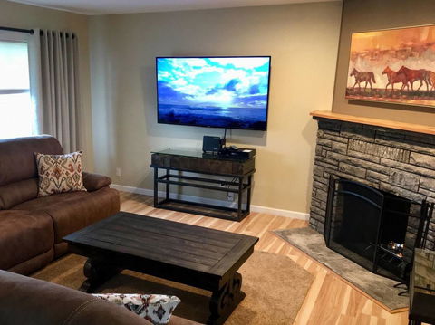 Racing Horse Ranch And Guest House ~ Free Golf! - Internet Find 0