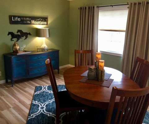 Racing Horse Ranch And Guest House ~ Free Golf! - Internet Find 9