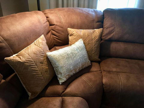 Racing Horse Ranch And Guest House ~ Free Golf! - Internet Find 13