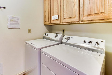 A Beach Loop Getaway - Renee 25