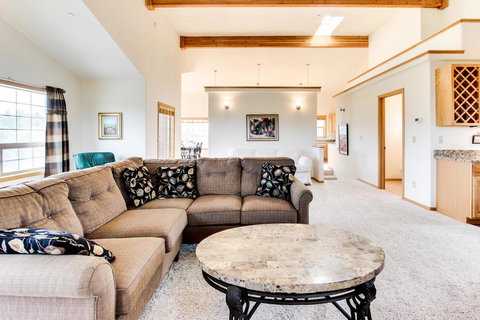 A Beach Loop Getaway - Renee 28