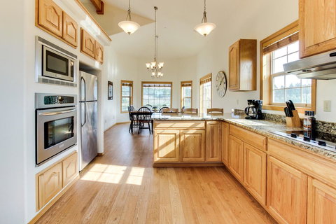 A Beach Loop Getaway - Renee 9