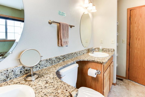 A Beach Loop Getaway - Renee 24