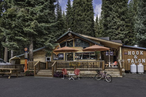 Shelter Cove Resort & Marina - Renee 4