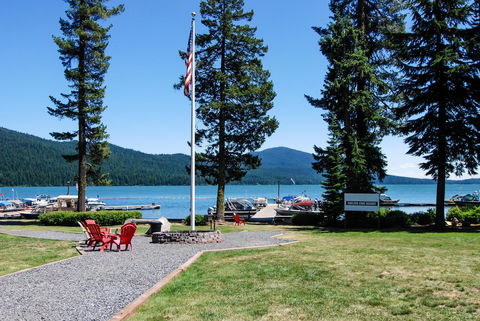 Shelter Cove Resort & Marina - Renee 1