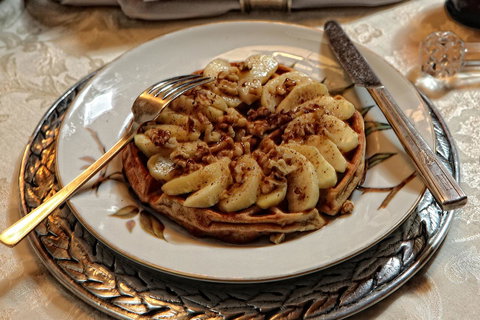 The Queen, A Victorian Bed & Breakfast - Internet Find 2