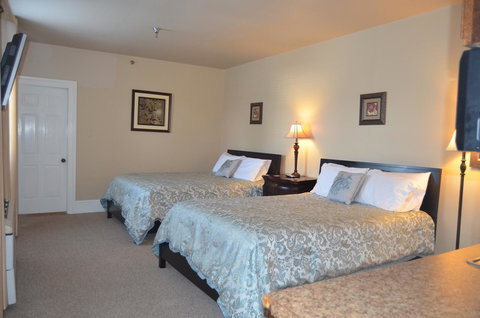 The Temperance House - Renee 18