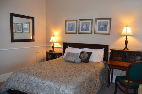 The Temperance House - Renee 24