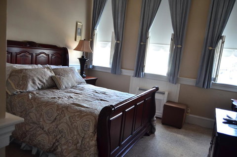 The Temperance House - Renee 9