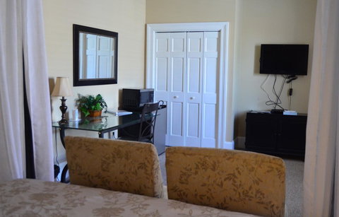 The Temperance House - Renee 20