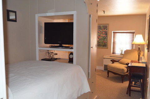 The Temperance House - Renee 15