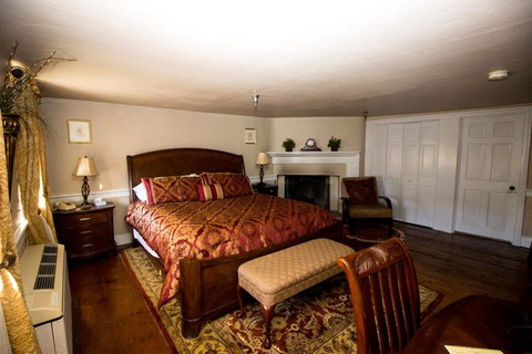 The Temperance House - Renee 25