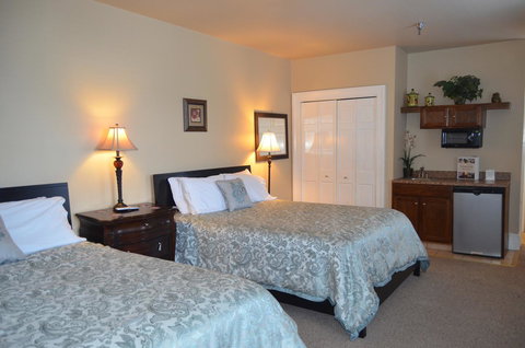 The Temperance House - Renee 19