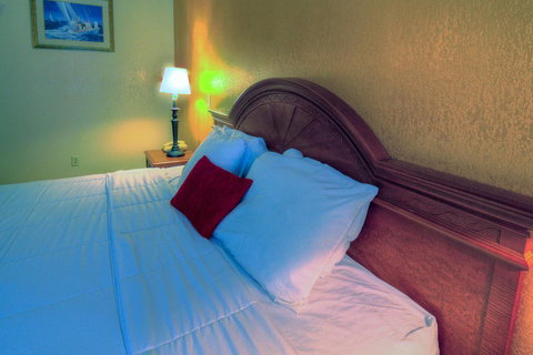 Hotel M Mount Pocono - Renee 31