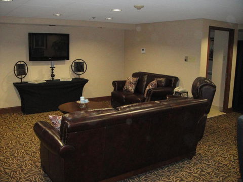 Wyndham Garden Philadelphia Airport - Renee 30