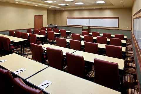 Hilton Scranton & Conference Center - Renee 11