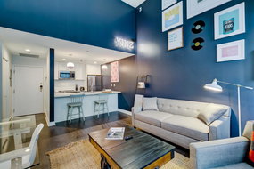 Book Pittsburgh Accommodation Vacations Renee Renee