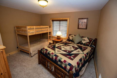 Mary's Place - Internet Find 15