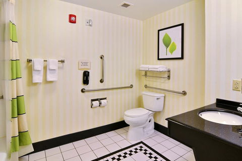 Fairfield Inn & Suites Huntingdon Raystown Lake - Internet Find 17
