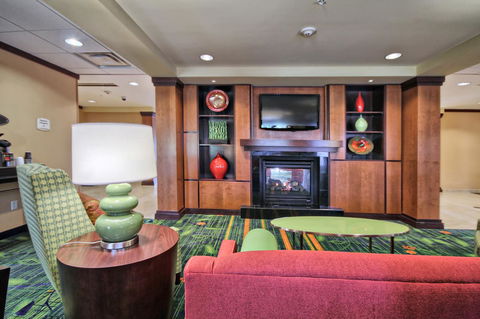 Fairfield Inn & Suites Huntingdon Raystown Lake - Internet Find 21