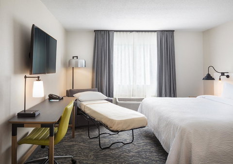 Fairfield By Marriott Inn & Suites Providence Airport Warwick - Renee 14