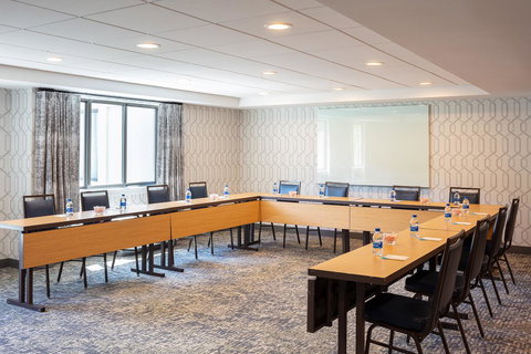 Fairfield By Marriott Inn & Suites Providence Airport Warwick - Renee 24