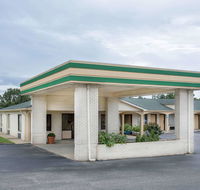 Super 8 by Wyndham Sumter